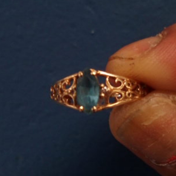 Ring - Picture 2 of 3